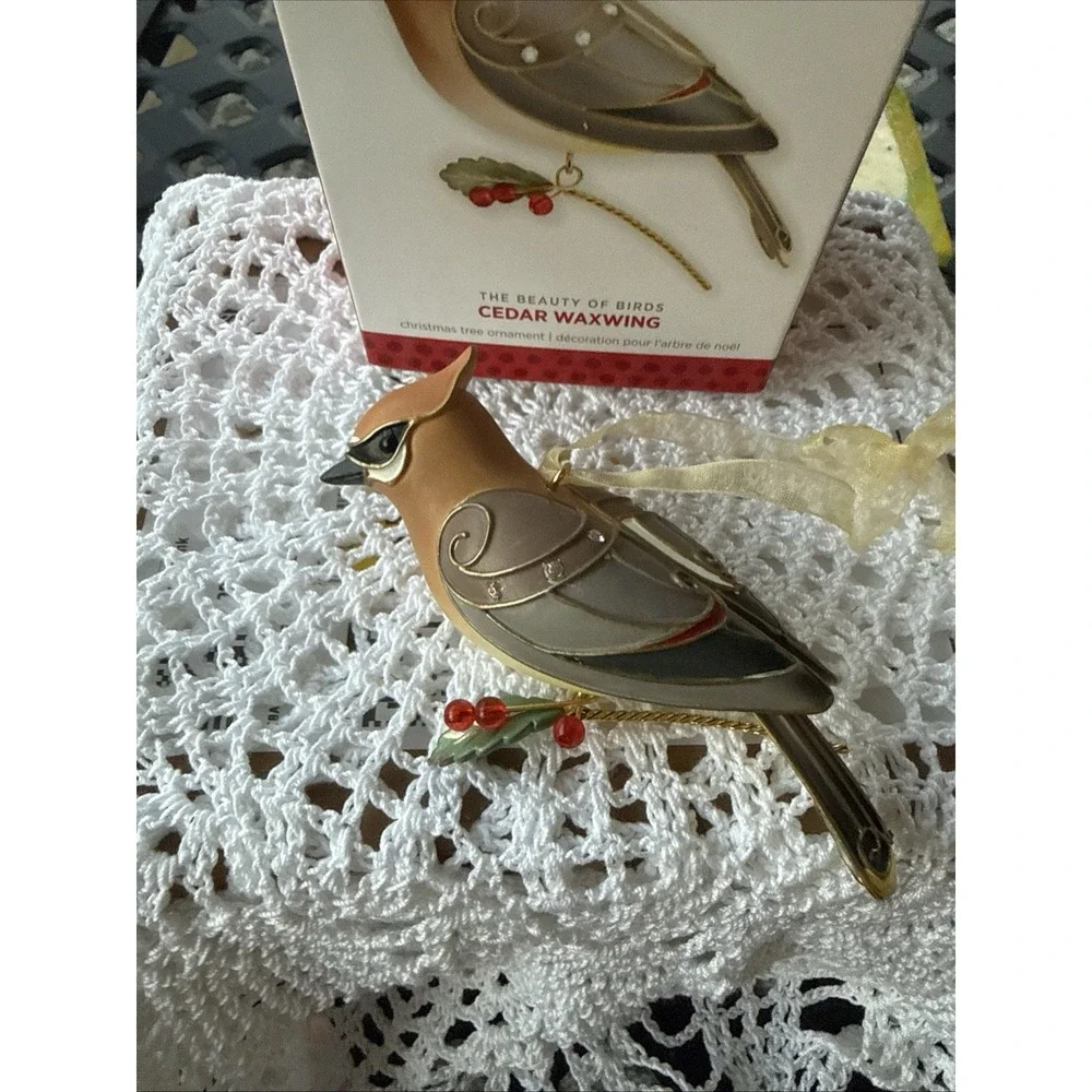 Hallmark keepsake ornament